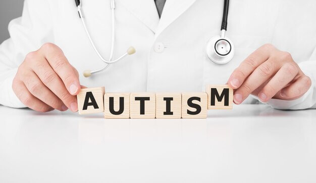 با مشاهده علائم و نشانه های اوتیسم میتوان اتیسم را درمان کرد