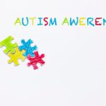 علائم و نشانه های اوتیسم در کودکان، ۷۰ نشانه مهم اتیسم